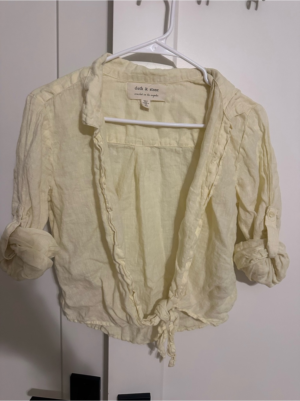 Cloth & Stone Lightweight Pale Yellow Linen Tie-Front Top